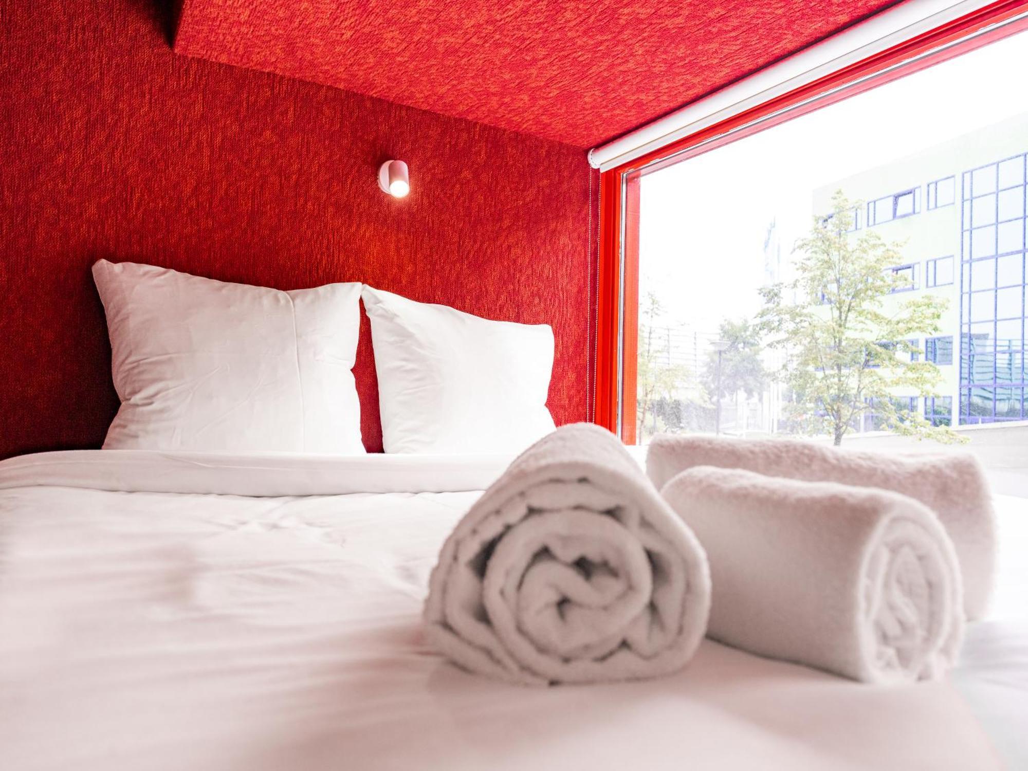 Hotel Not Hotel Rotterdam Eksteriør billede